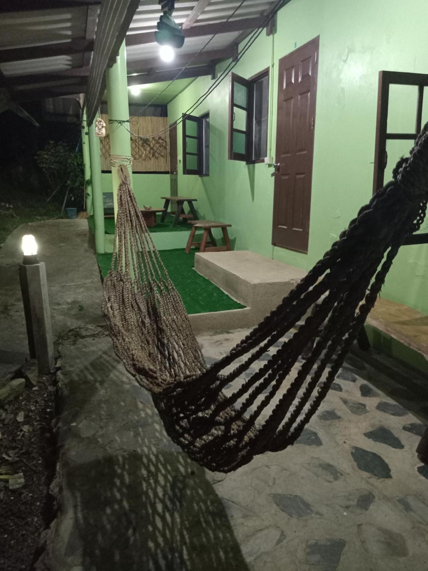 Hill Station Hostel At Chor Chaba Ko Kut المظهر الخارجي الصورة